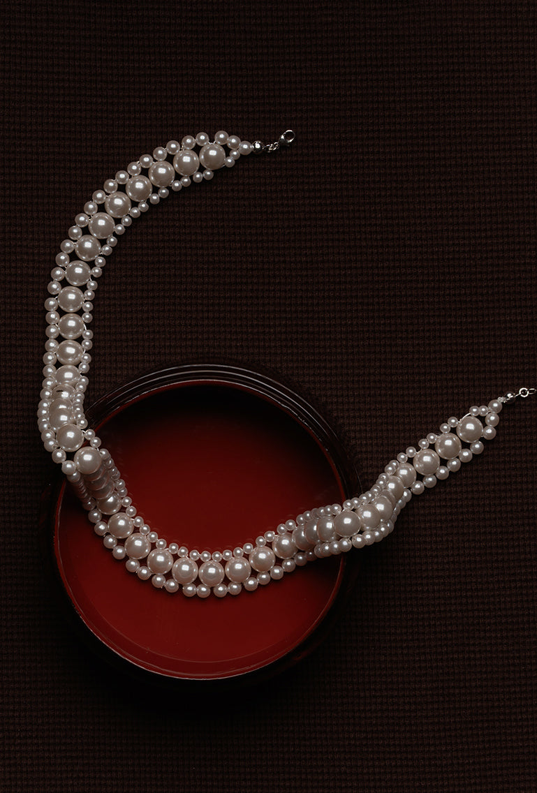 Arlette Collar