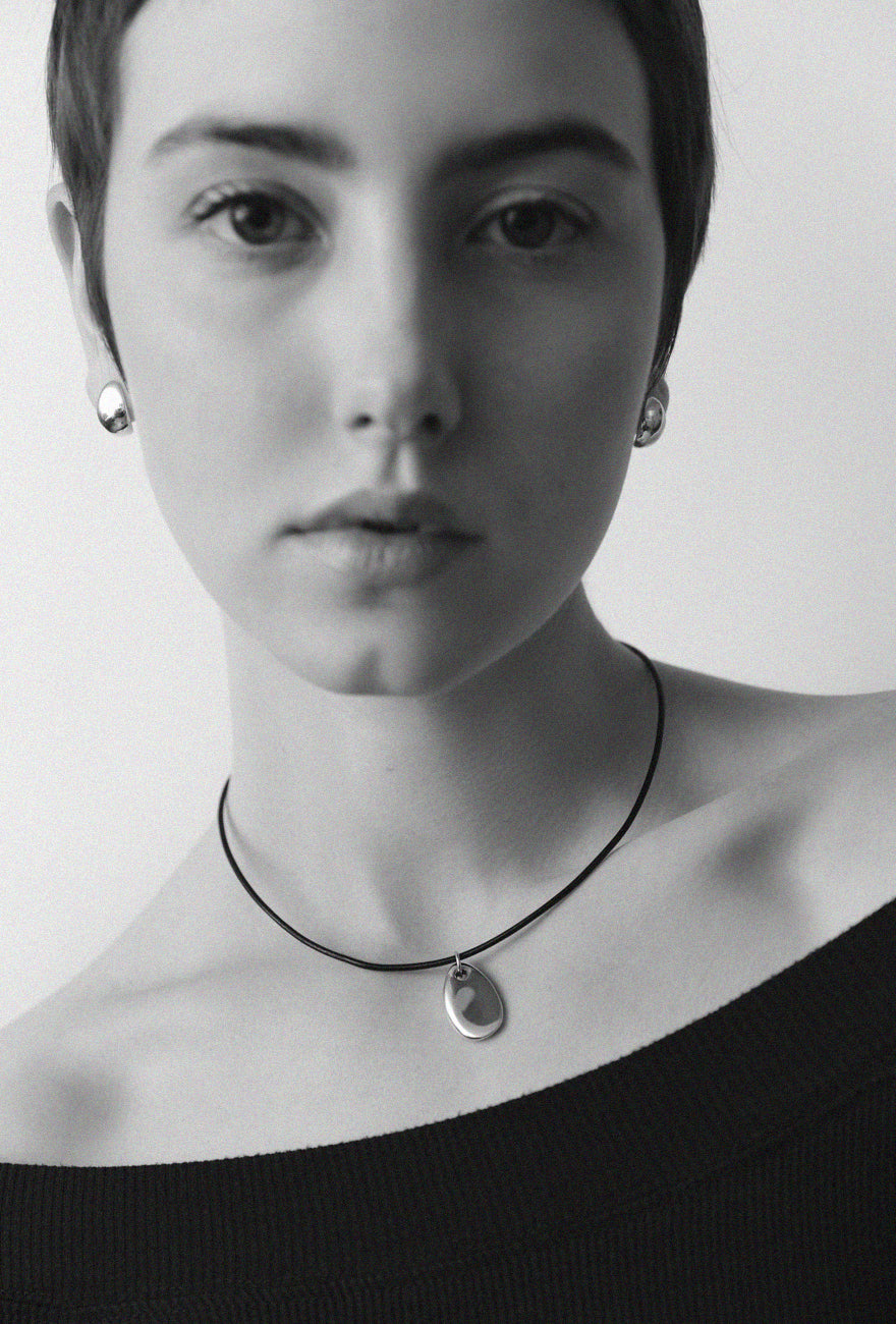 Small Pebble Pendant Necklace