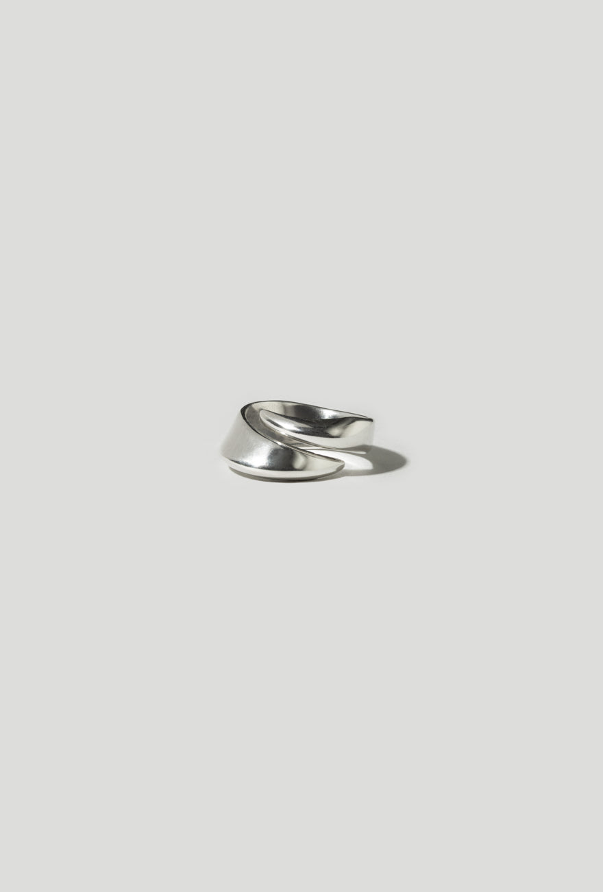 Fluire Ring