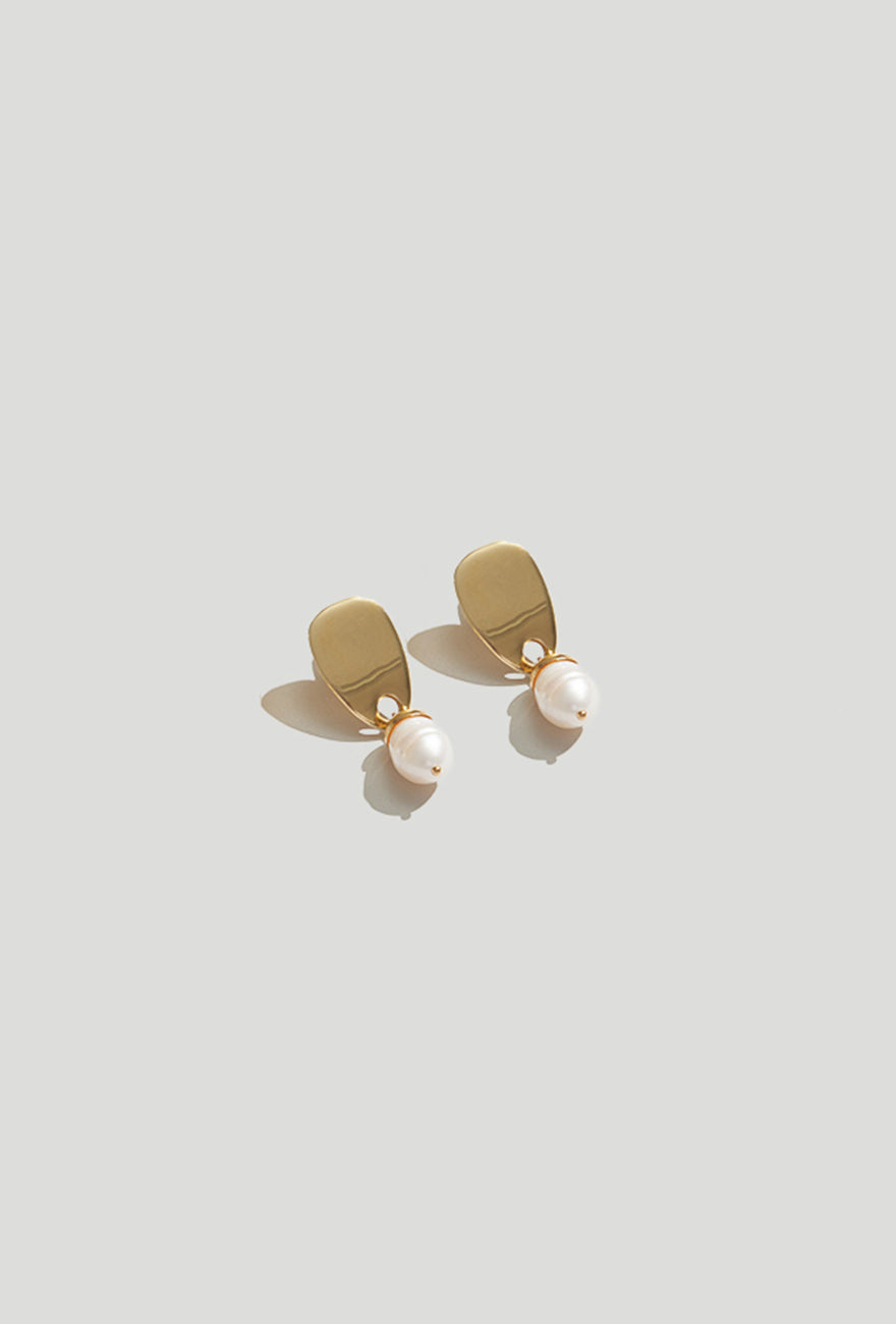 Shop Pearl Gold Earrings Online | Cecilia Pearl Gold Earrings | Pearl Drop Earrings - 14K Gold Plated - Maslo Jewelry