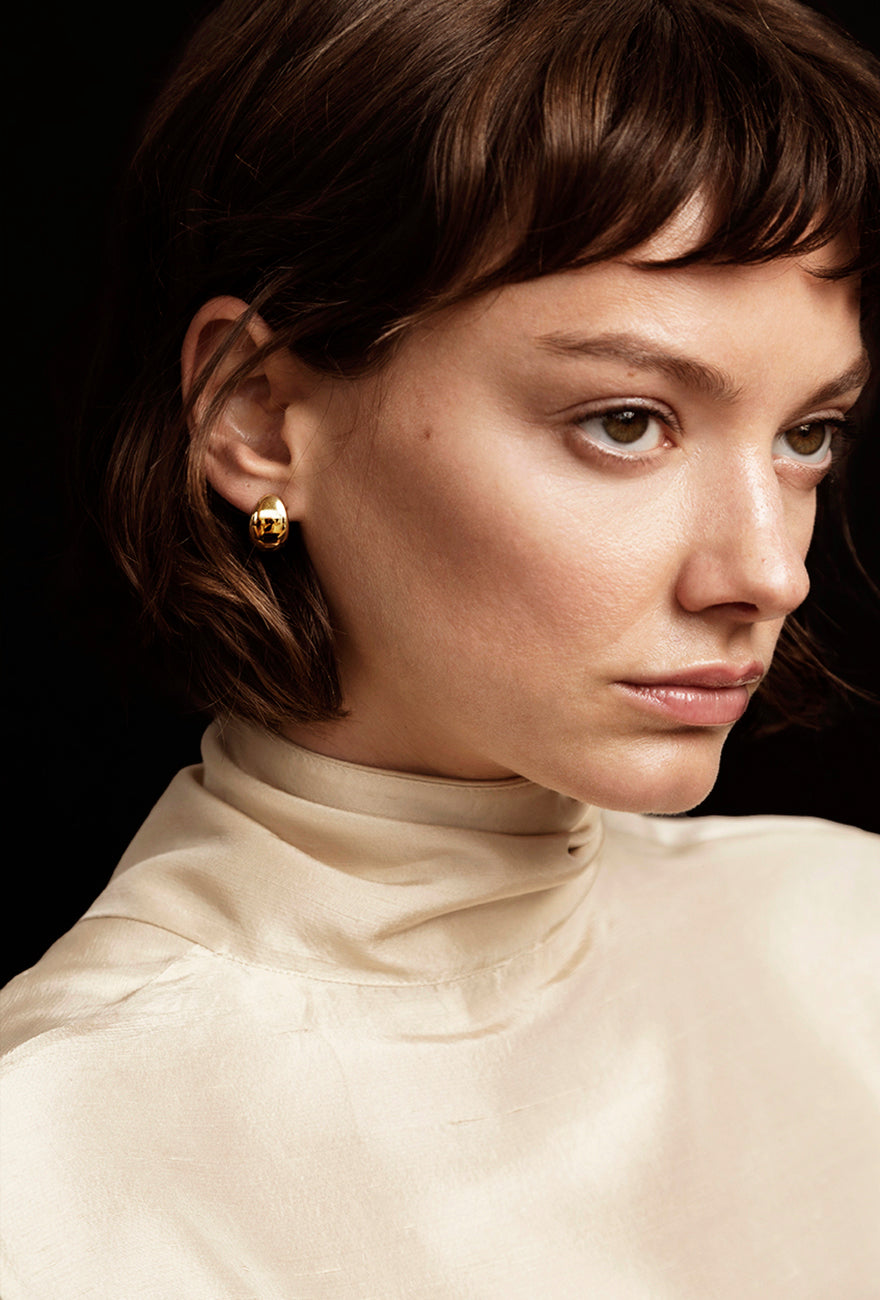 Buy Huggie Gold Earring | Gold Earring for Women - Maslo Jewelry