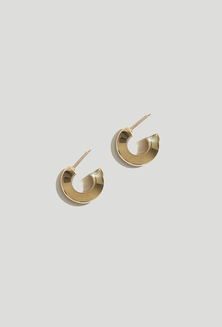 Round Peak Earrings Gold | Gold Earrings for women - Maslo Jewelry